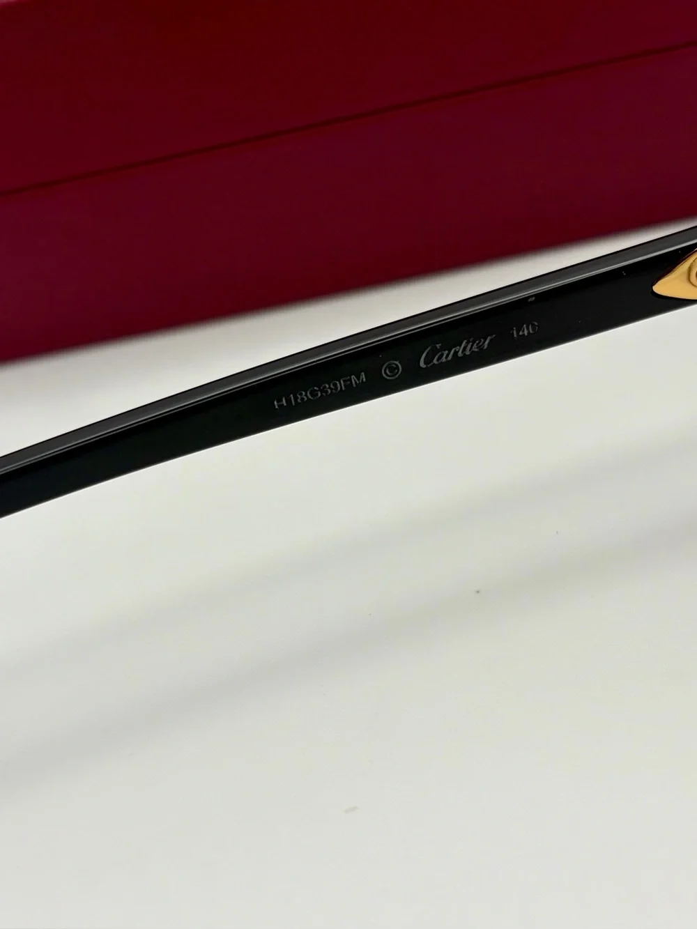Cartier luxury rimless